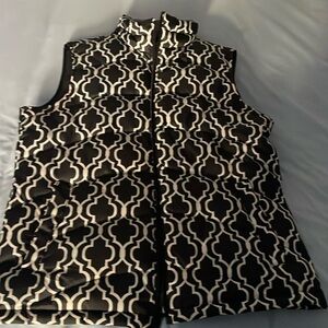 Lands’ End vest - black and white pattern with gray collar accent